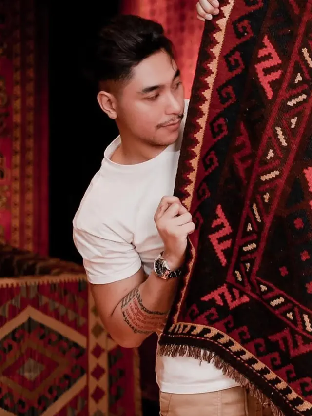 Potret Krisjiana Baharudin, Suami Siti Badriah yang Disebut Mirip Darius Sinathrya