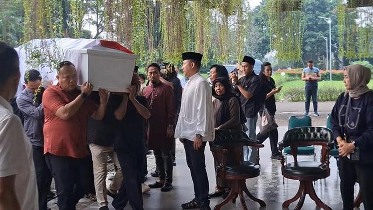 Prabowo Tiba di Tempat Persemayaman Ryamizard Ryacudu