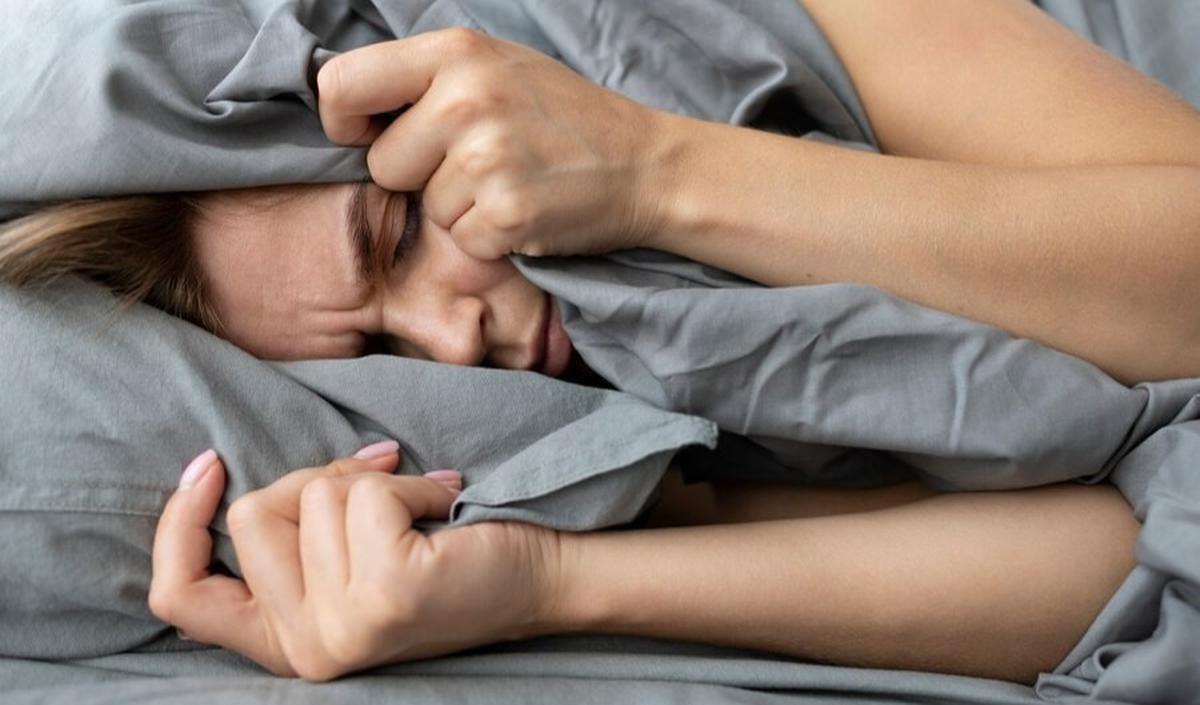 1.&nbsp;Pertahankan Jadwal Tidur yang Konsisten