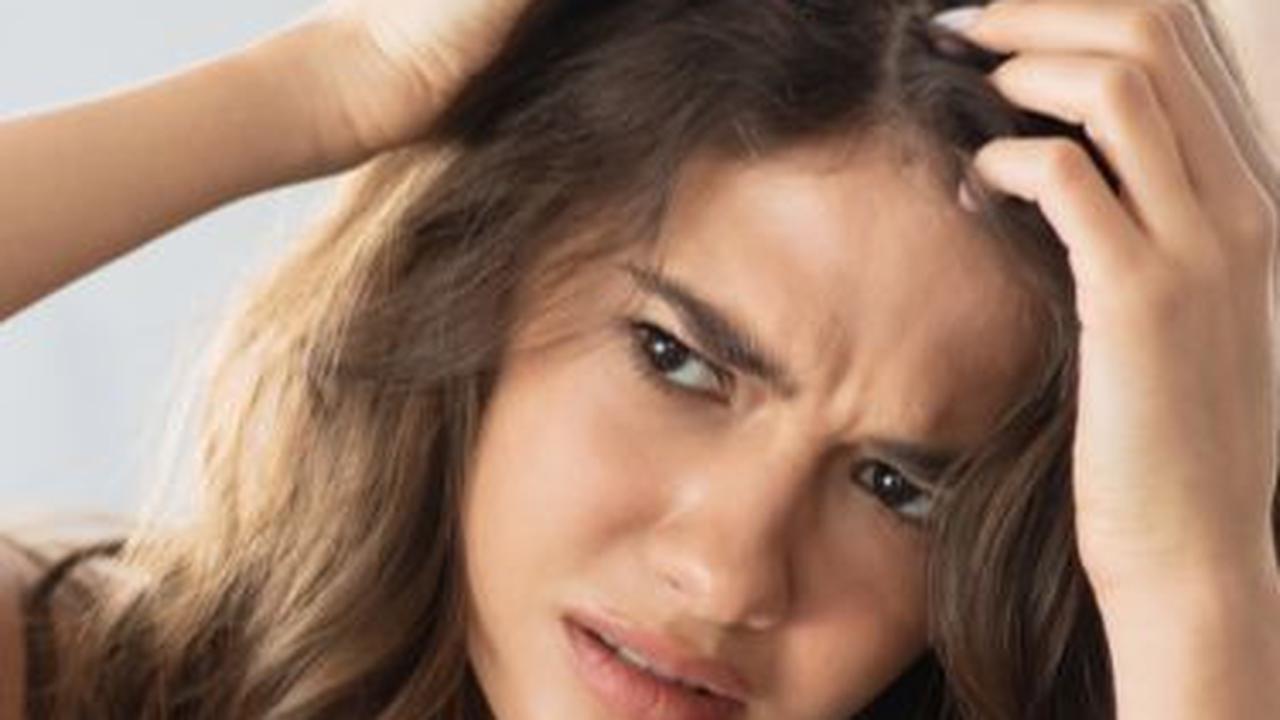 Mencegah dermatitis seboroik tentu bisa dilakukan dengan cara menghindari faktor risiko pemicu kondisi ini.