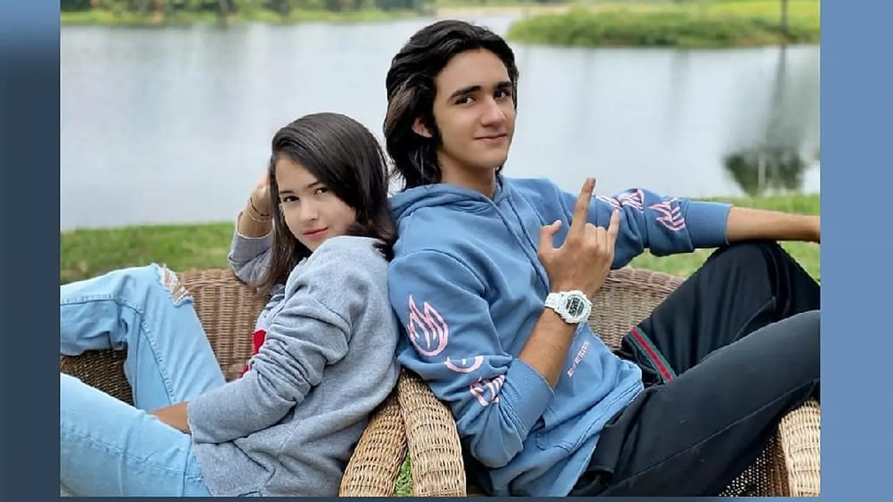 Main Sinetron Bareng, Ini 6 Potret Sandrinna Michelle dan Emiliano Cortizo 'Dari Jendela SMP'