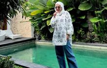 Cantik dan Memesona, Gaya Adelia Istri Pasha Pakai Hijab Meleyot Bikin Pangling