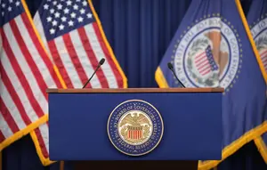 The Fed Tahan Suku Bunga Acuan, Inflasi AS Masih Jadi Ancaman