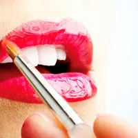 [Bintang] ilustrasi pemakaian lipstik merah sesuai warna kulit. (via: istimewa)