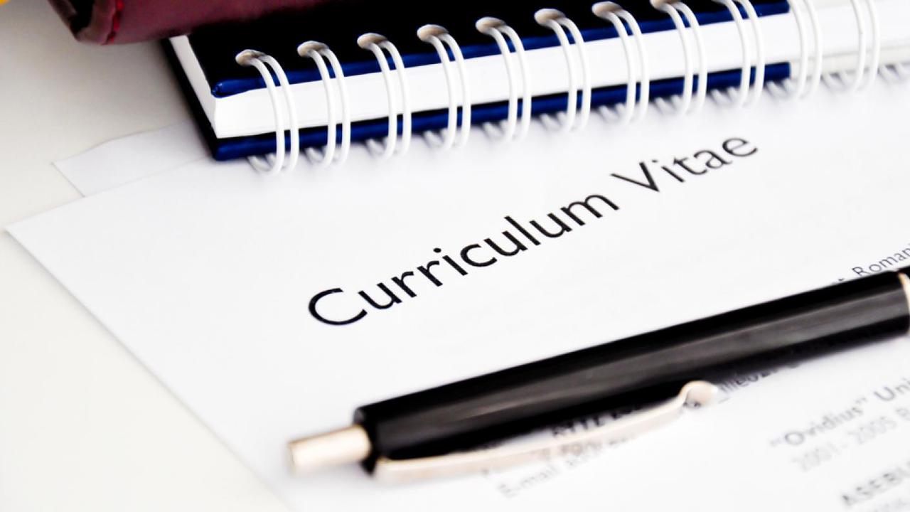 Pengertian Curriculum Vitae, Jenis-jenis, Manfaat, dan Cara Membuatnya yang Menarik
