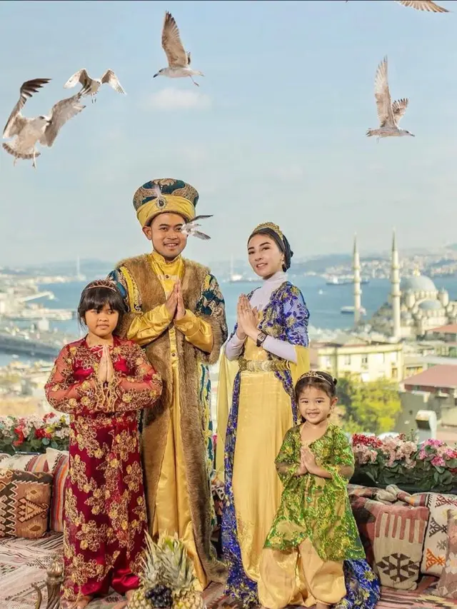 5 Potret Liburan Gilang Crazy Rich Malang ke Turki, Gaya Bak Raja Jadi Sorotan