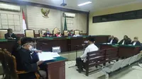 Sidang pembacaan tuntutan terdakwa Bupati Sidoarjo Nonaktif Saiful Illa di Pengadilan Tipikor Surabaya, Jawa Timur. (Foto: Dok Istimewa)