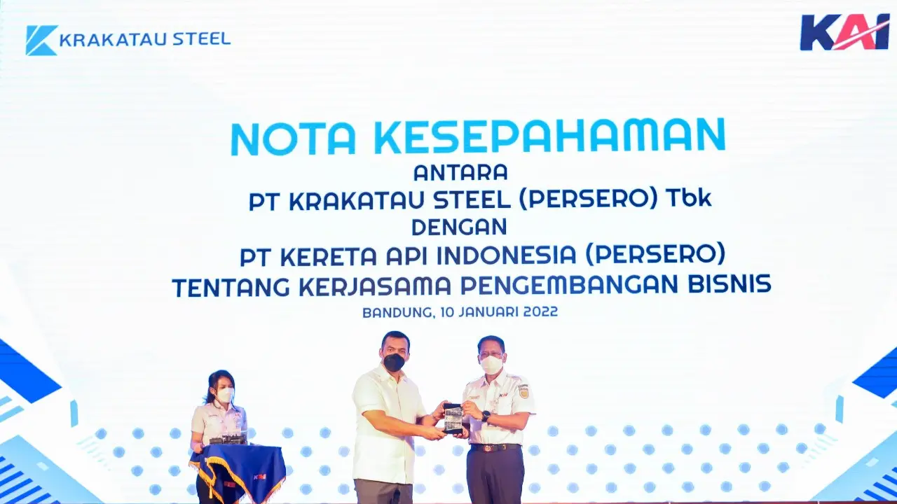 PT Kereta Api Indonesia (Persero) atau KAI menandatangani Nota Kesepahaman (MoU) dengan PT Krakatau Steel (Persero) Tbk