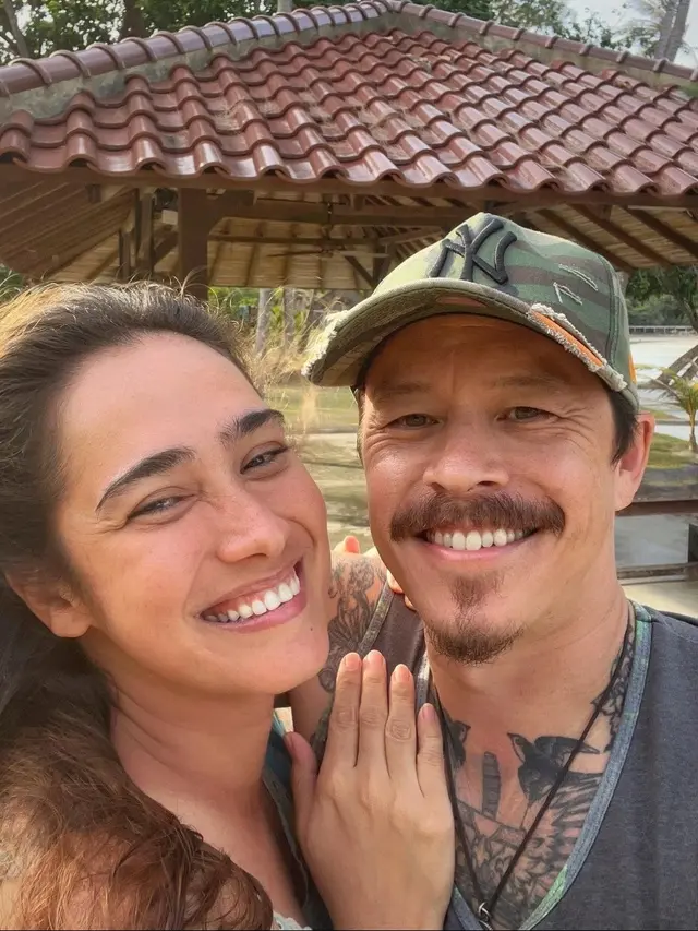 Pasangan Artis Punya Tato