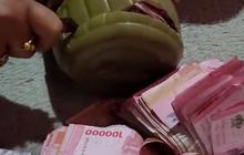 ⁠Nabung Rp300 Ribu Perhari di Celengan, Setelah Dibongkar Hasilnya Bikin Melongo Sampai jadi Sorotan