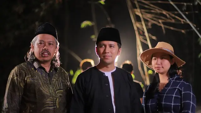Emil Dardak Jadi Ustaz dan Guru Silat di Film ‘The Santri’
