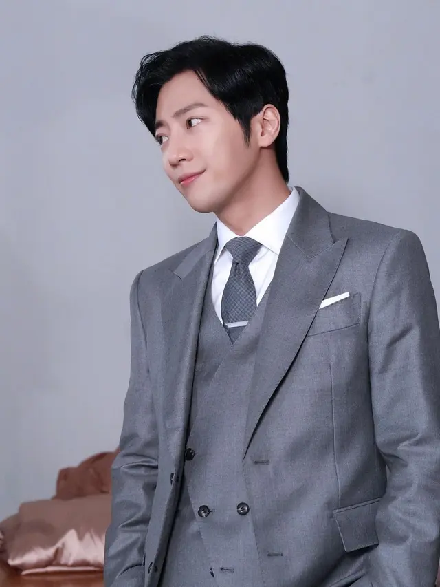 Lee Sang Yeob