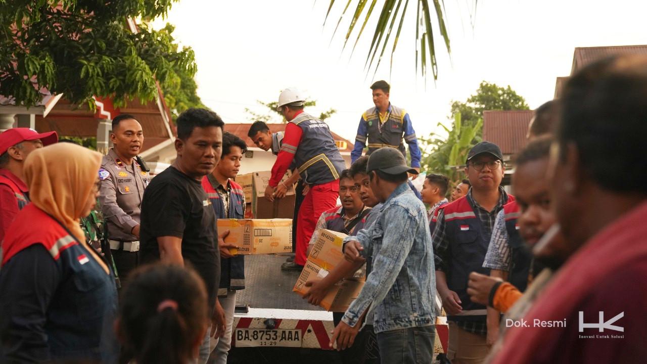 Hutama Karya Kirim Bantuan untuk Warga Sumbar, Termasuk Alat Berat untuk Buka Akses