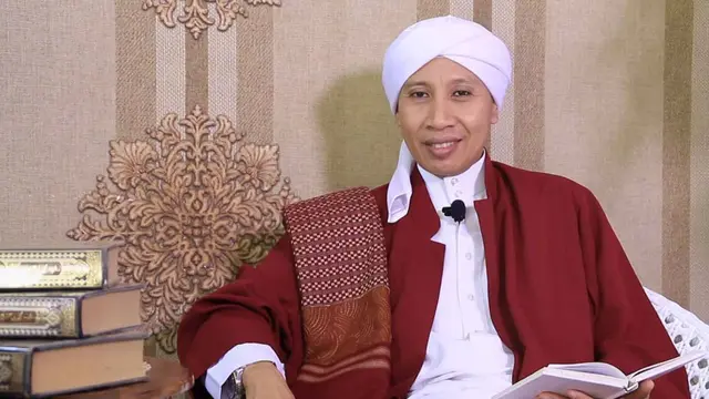 KH Yahya Zainul Ma'arif atau Buya Yahya