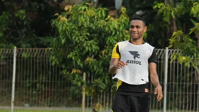 Titus Bonai