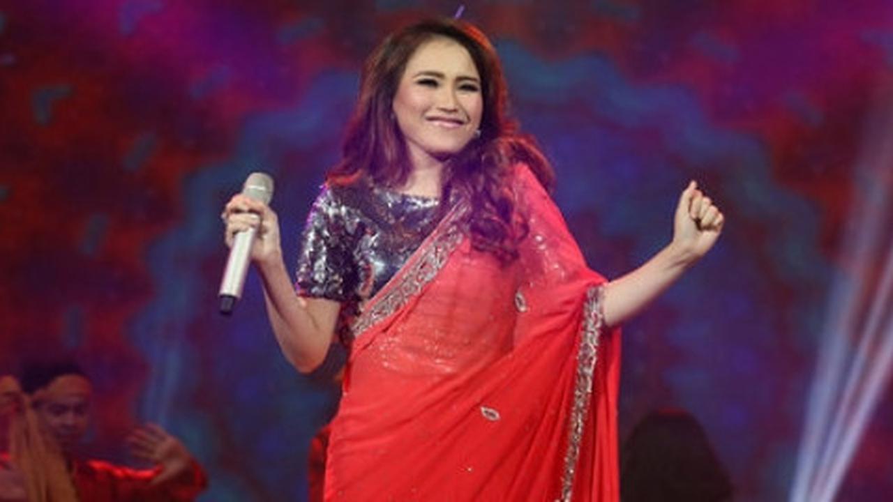 Ayah Ayu Ting Ting dukung pernikahan dengan Shaheer Sheikh