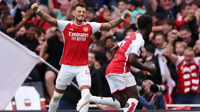 Bukayo Saka dan Ben White - Arsenal Vs Tottenham Hotspur di Premier League 2023/2024