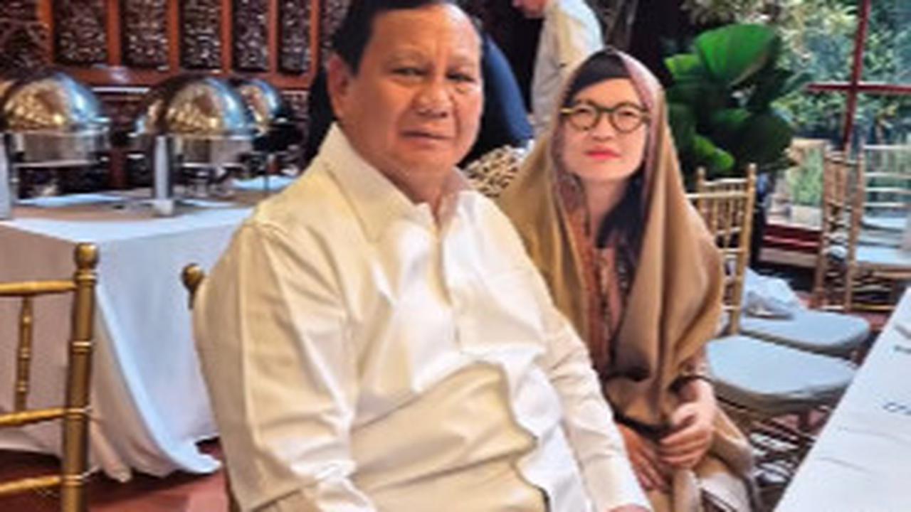 Momen Wamen Stella Kunjungi Kediaman Prabowo, Disambut Titiek Soeharto Pesonanya Cantik Banget