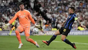 Thibaut Courtois Jadi Tembok Real Madrid, Bikin 7 Penyelamatan saat Hadapi Inter Milan