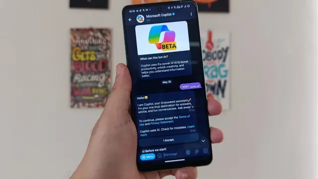 Chatbot Copilot AI di Telegram