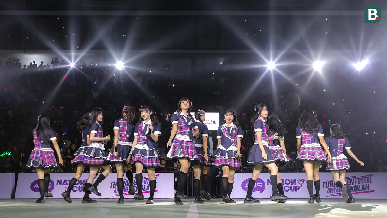 Foto: JKT48 Tampil Energik di Grand Final AXIS Nation Cup 2023
