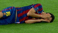 Pesepakbola tak jauh dari aksi diving untuk mengelabui lawannya maupun wasit. Berikut aksi diving yang sering dilakukan pesepak bola.