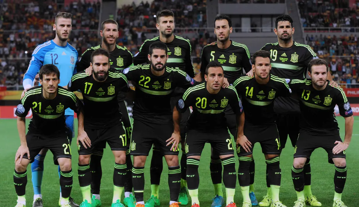 Spanyol berada pada urutan ke-3 Dunia peringkat FIFA dengan total point 1374.  (AFP/Nikolay Doychinov)