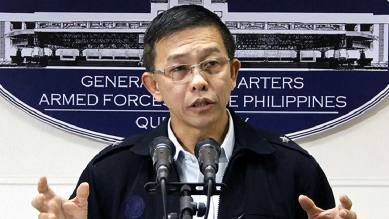 Juru Bicara Angkatan Bersenjata Filipina Brigadir Jenderal Restituto Padilla (AP)