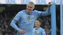Pemain Manchester City, Erling Haaland melakukan selebrasi setelah mencetak gol ke gawang West Ham pada laga lanjutan Liga Inggris 2024/2025 di Etihad Stadium, Manchester, Inggris, Sabtu (04/01/2025). (AP Photo/Ian Hodgson)