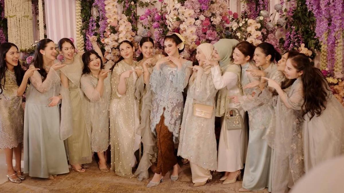 Tampilan Para Bridesmaid di Siraman dan Pengajian Syifa Hadju Didominasi Busana Lace dari Kesha Ratuliu hingga Mikha Tambayong