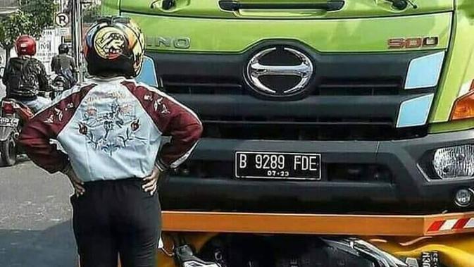 Kumpulan Emak-Emak Gegabah Menantang Pengguna Jalan Lain (ist)
