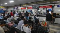 Melalui program ini, warga akan mendapatkan penghapusan denda pajak kendaraan bermotor untuk tahun pajak 2024 dan tahun-tahun sebelumnya. (merdeka.com/Arie Basuki)