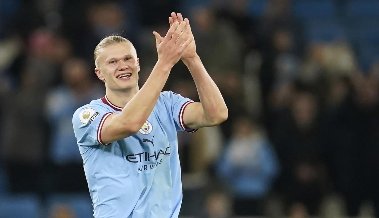 Pemain berusia 22 tahun itu telah melampaui rekor sebelumnya dengan 34 gol yang dipegang oleh Andy Cole dan Alan Shearer. (AP Photo/Dave Thompson)
