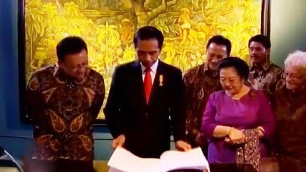 Lukisan Istana Dipamerkan