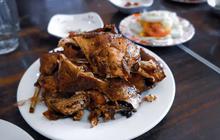 Resep dan Cara Masak Bebek Goreng Bumbu Hitam Madura yang Lezat dan Tak Berbau