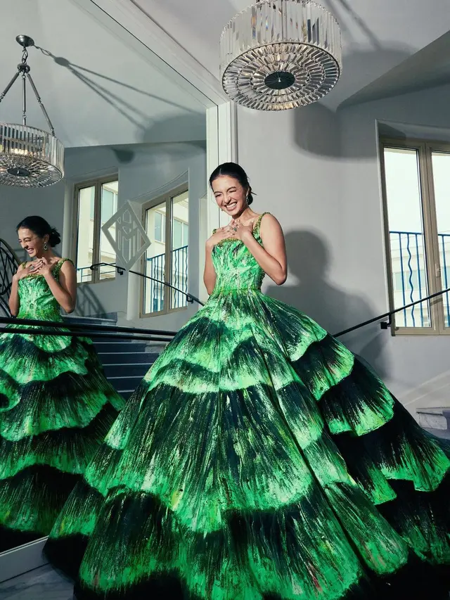 9 Gaya Glamor Raline Shah Hadiri Festival Film Cannes dari Tahun ke Tahun, Mana yang Jadi Favoritmu?