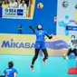 Pemain timnas voli Indonesia Hany Budiarti melancar spike dalam pertandingan melawan Thailand pada pekan pertama SEA V League 2023 di Vinh Phuc, Vietnam, Jumat (4/8) sore WIB. Indonesia kalah 0-3 (24-26, 24-26, 20-25). (foto: Sea V-League)