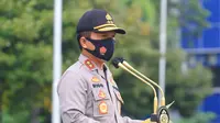 Kapolda Jatim Irjen Pol Nico Afinta saat apel pergeseran personel BKO PAM TPS dalam rangka PAM pemungutan suara Pilkada Serentak 2020. (Foto: Dok Istimewa)