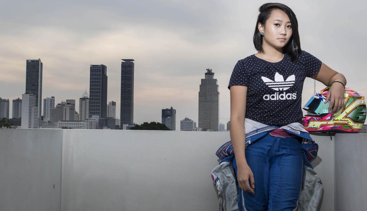 Kezia Santoso yang lahir di Solo, 7 September 1998 ini adalah saudara sepupu pebalap GP2 Rio Haryanto. (Bola.com/Vitalis Yogi Trisna)