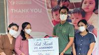 Askrindo Kantor Wilayah V Denpasar, menggelar puncak perayaan HUT ke-54 tahun Askrindo dengan memberikan bantuan tali kasih ke beberapa panti asuhan dan klinik pelayanan bagi anak penderita disabilitas.