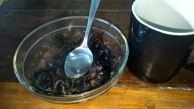 Jamur Kuping Setelah Direndam Air Panas