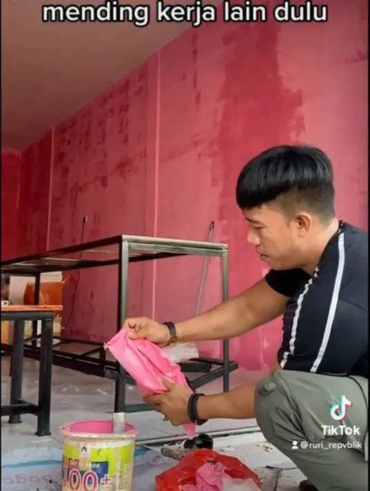 Ruri Repvblik (Instagram/ruri_repvblik)