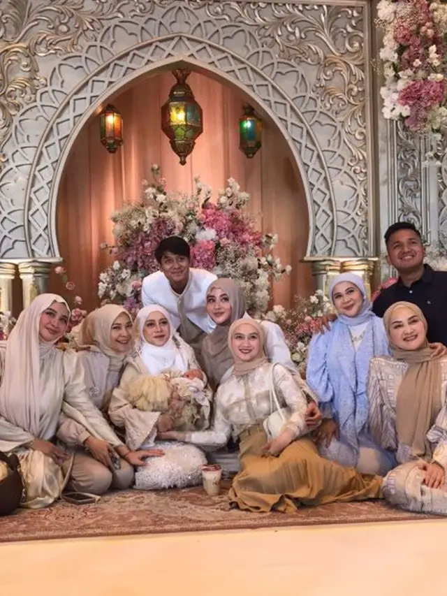 8 Potret Artis di Akikah Anak Kedua Lesti Kejora, Krisdayanti hingga Nikita Mirzani