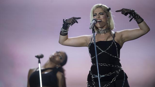 Penampilan Enerjik Bebe Rexha di Rock in Rio