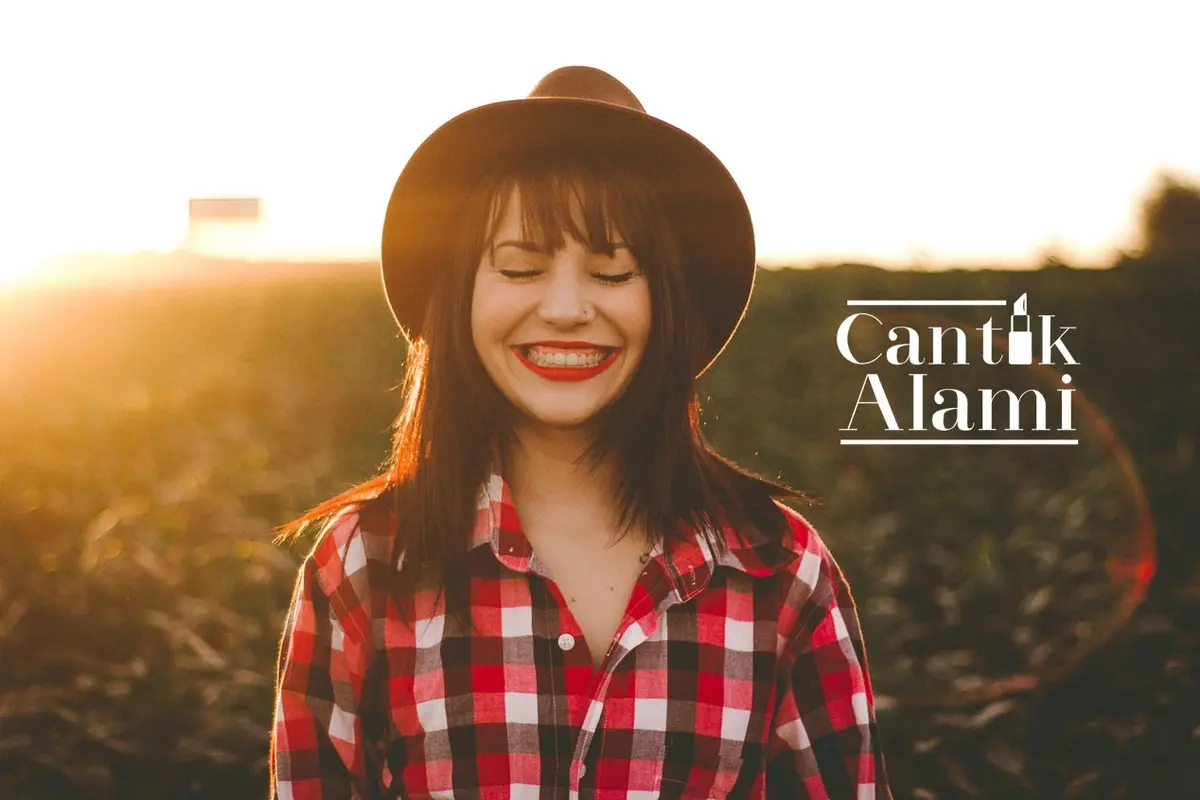 Cantik Alami: Lebaran Sebentar Lagi, Rawat Wajah Agar Tidak Berjerawat