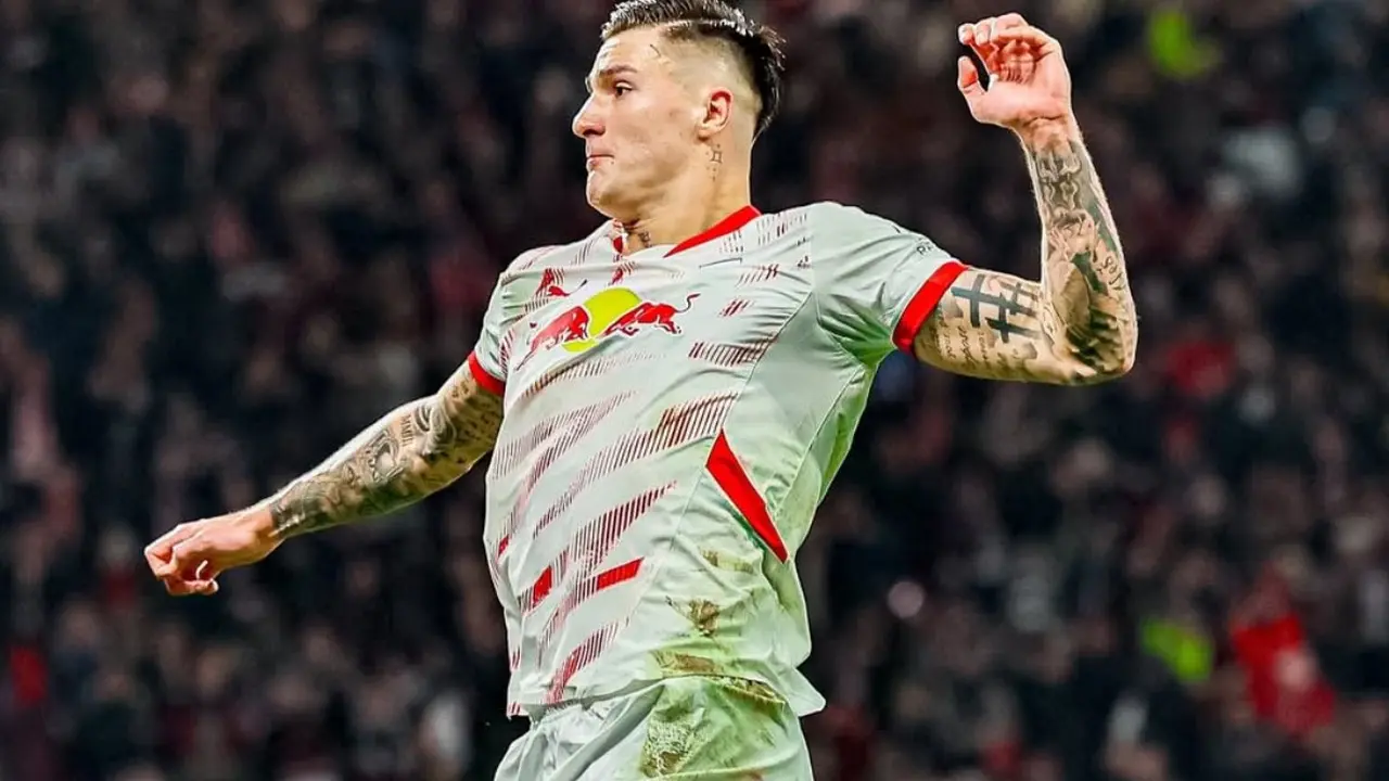 Manchester United Close in on Benjamin Sesko, Top Priority for Summer Transfer