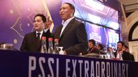 Ketua PSSI, Erick Thohir, bersama Wakil Ketua PSSI, Zainudin Amali saat Kongres Luar Biasa (KLB) PSSI di Hotel Shangri-La, Jakarta Pusat, Kamis (16/2/2023). (Bola.com/M Iqbal Ichsan)