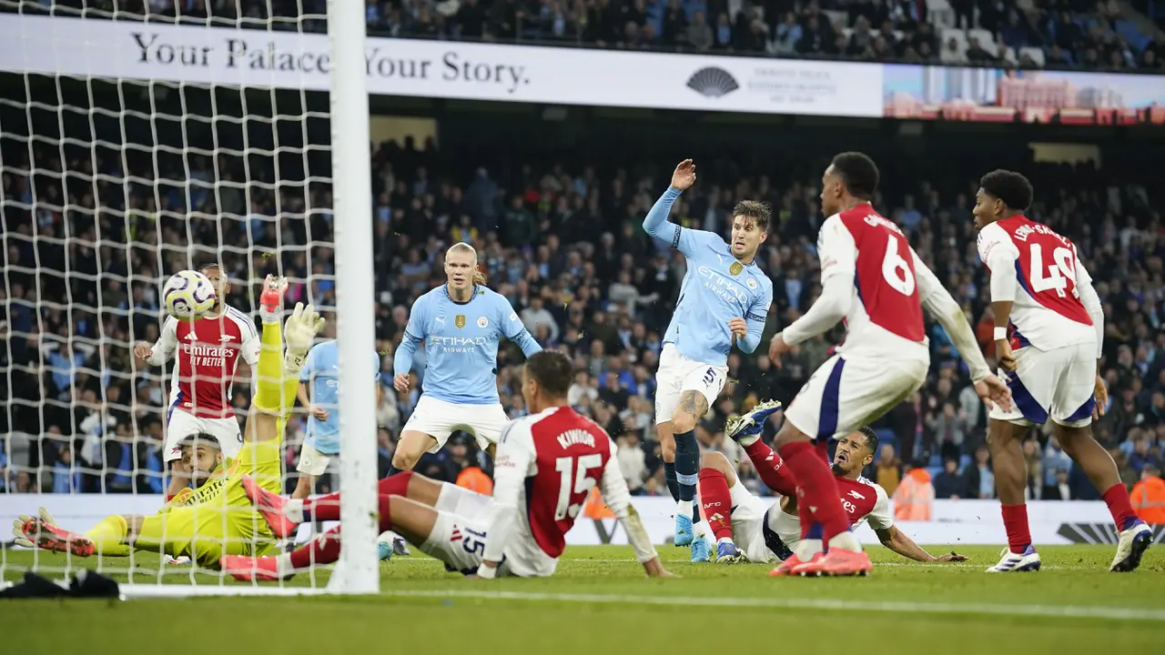 Foto: Melihat Gol Pamungkas John Stones yang Buyarkan Kemenangan di Depan Mata Arsenal Atas Manchester City