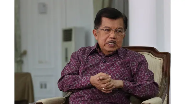   Mundurnya Setya Novanto sebagai Ketua DPR tidak hanya berdampak pada kasus etik yang ditangani Mahkamah Kehormatan Dewan (MKD). Aksi berani MKD 'melengserkan' Setnov juga dinilai Wakil Presiden Jusuf Kalla  bisa memulihkan martabat DPR.