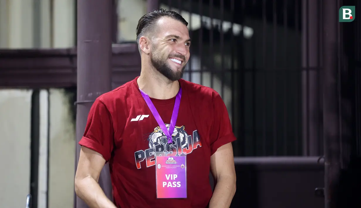 <p>Pemain Persija Jakarta, Marko Simic terlihat saat laga uji coba melawan Rans Nusantara yang berlangsung di Stadion PTIK, Jakarta, Rabu (21/06/2023). (Bola.com/M Iqbal Ichsan)</p>